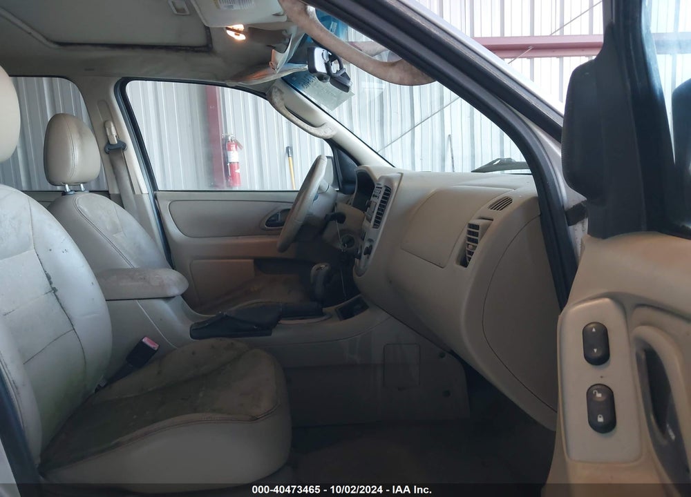 2007 FORD ESCAPE LIMITED VIN: 1FMCU94107KA01720