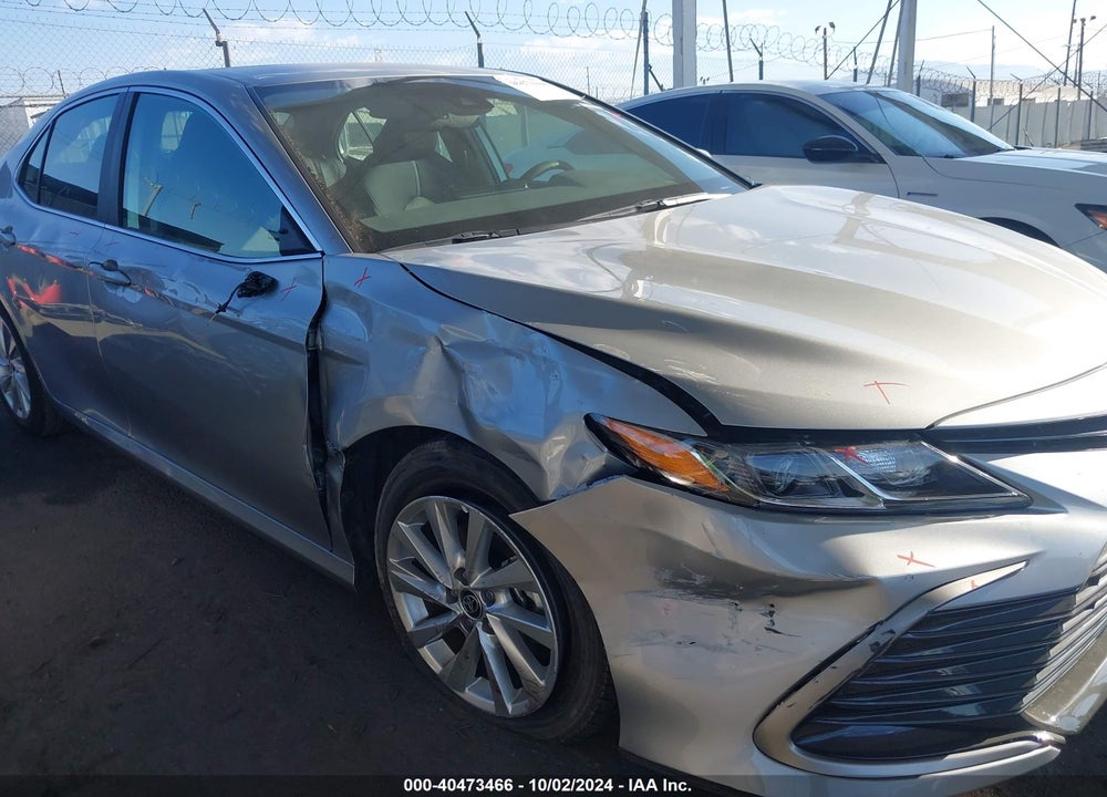 2021 TOYOTA CAMRY LE VIN: 4T1C11AK1MU438391