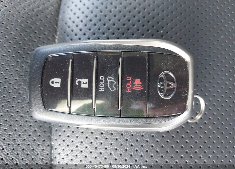 2019 TOYOTA LAND CRUISER V8 VIN: JTMCY7AJ2K4074313