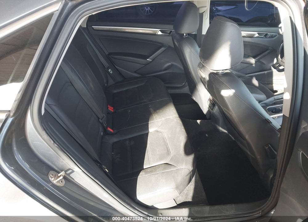 2018 VOLKSWAGEN PASSAT 2.0T SE VIN: 1VWBA7A30JC027039