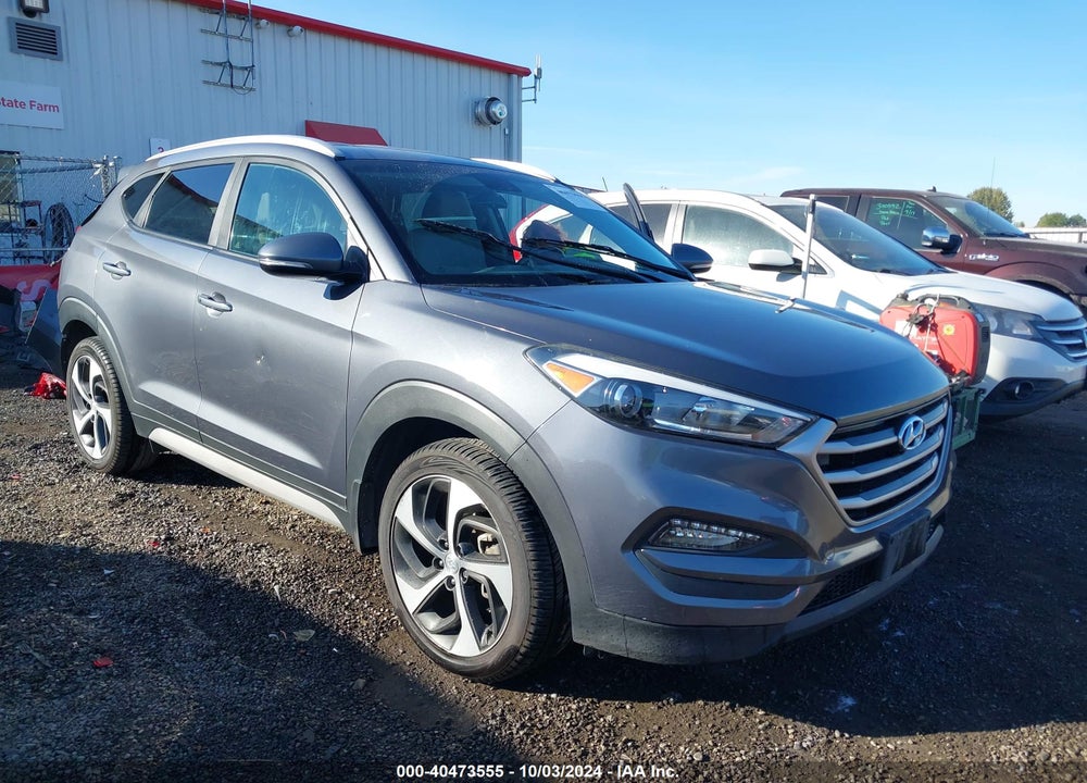 2018 HYUNDAI TUCSON SPORT VIN: KM8J3CAL7JU775648