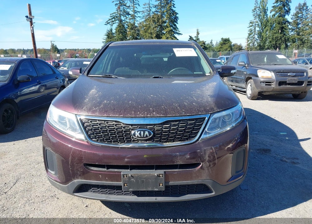 2015 KIA SORENTO LX VIN: 5XYKT3A64FG605176