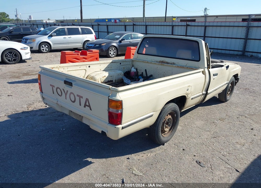 1987 TOYOTA PICKUP 1/2 TON RN50 VIN: JT4RN50R8H0262137