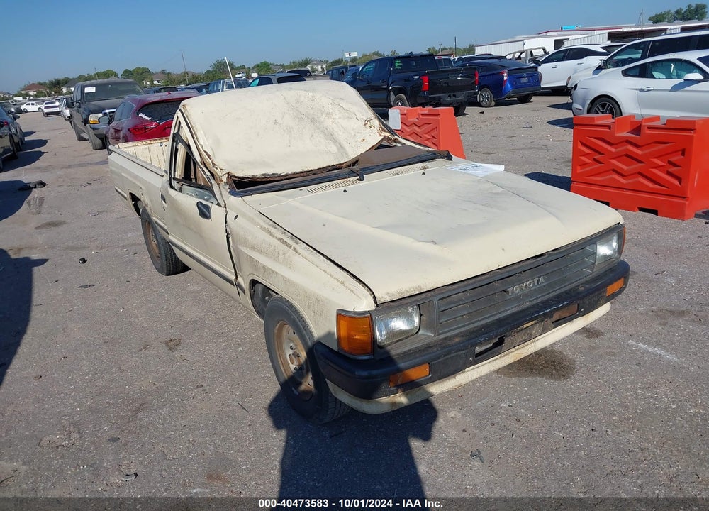 1987 TOYOTA PICKUP 1/2 TON RN50 VIN: JT4RN50R8H0262137