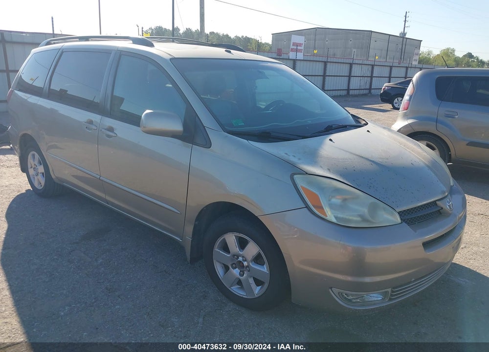 2004 TOYOTA SIENNA XLE VIN: 5TDZA22C84S209836