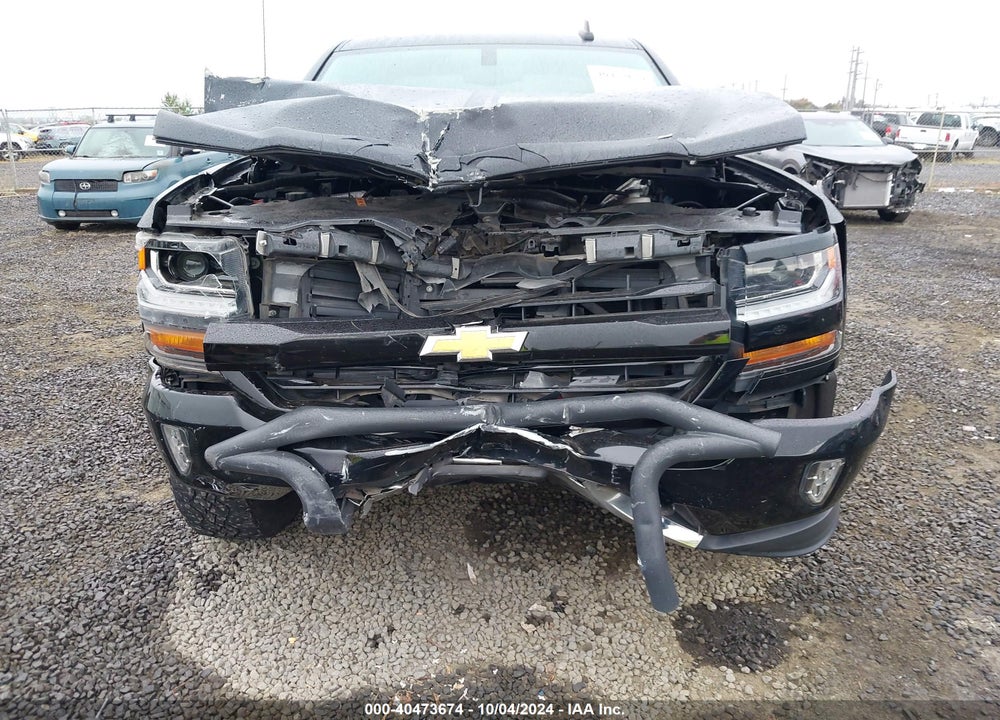 2017 CHEVROLET SILVERADO 1500 2LT VIN: 3GCUKREC9HG238388