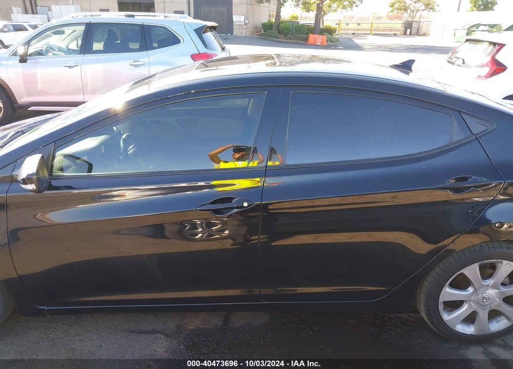 2013 HYUNDAI ELANTRA LIMITED VIN: KMHDH4AE0DU888447