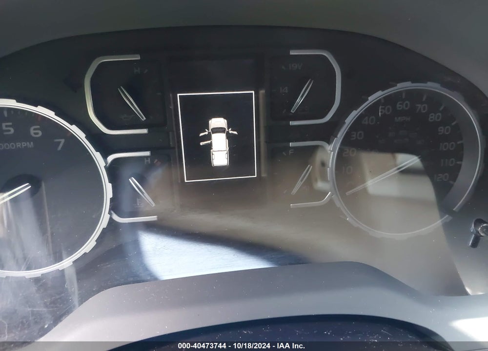2018 TOYOTA TUNDRA SR5 5.7L V8 VIN: 5TFRY5F13JX229911