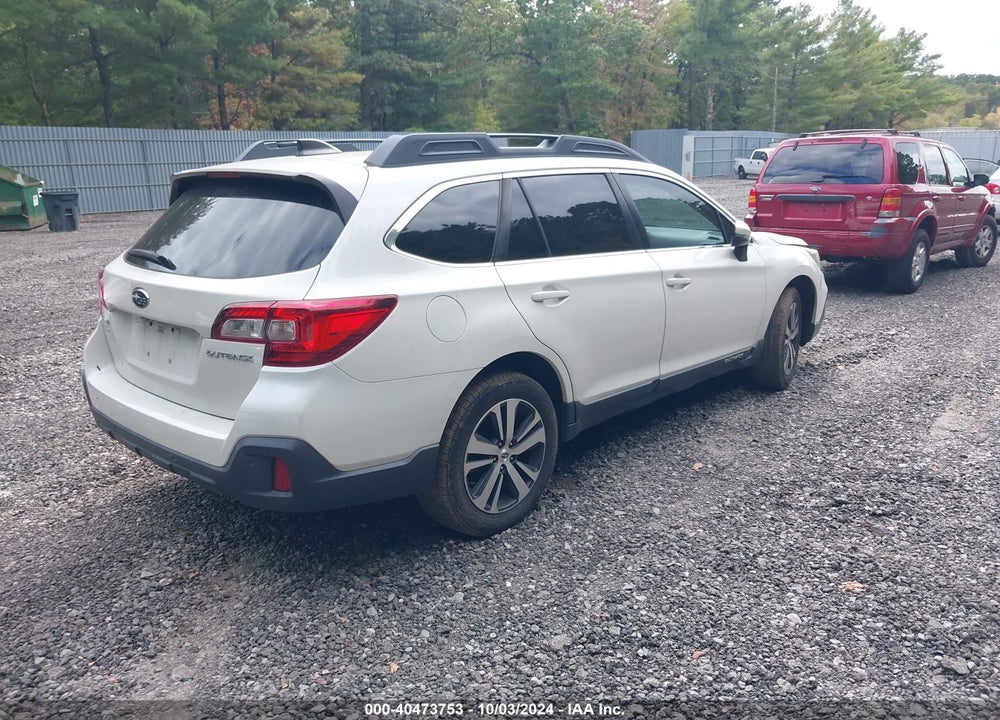2018 SUBARU OUTBACK 2.5I LIMITED VIN: 4S4BSANC6J3297105