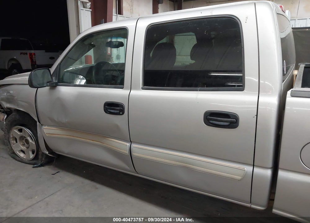 2006 CHEVROLET SILVERADO 1500 LT1 VIN: 2GCEC13T761168692
