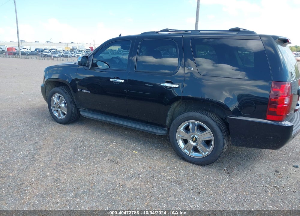 2009 CHEVROLET TAHOE LTZ VIN: 1GNFC33029R163666