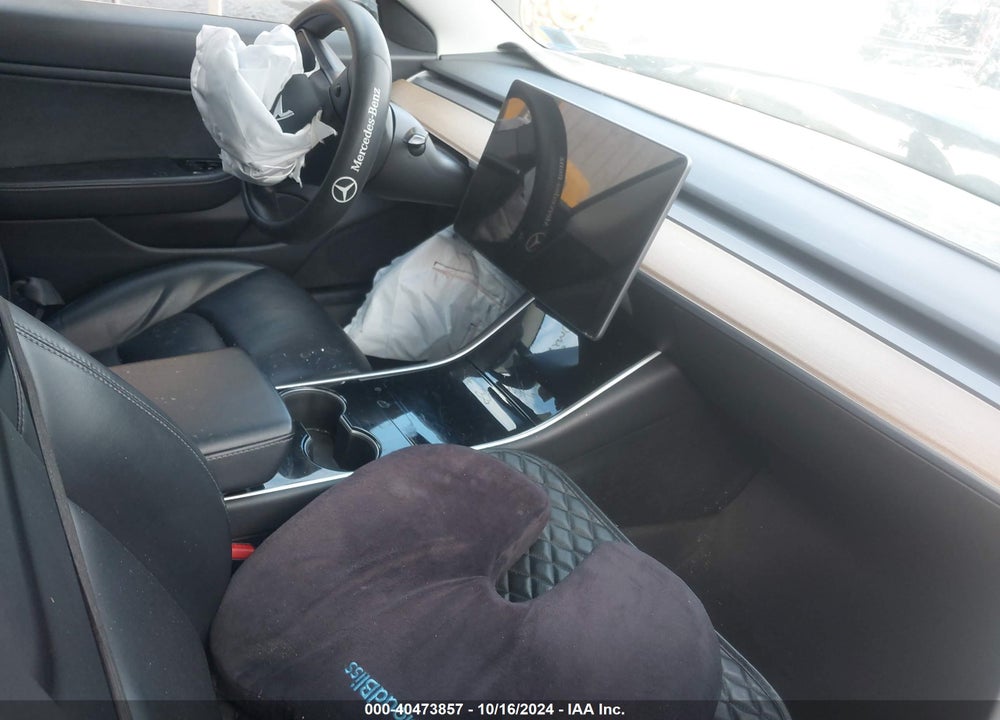 2019 TESLA MODEL 3 LONG RANGE/PERFORMANCE VIN: 5YJ3E1EB3KF535021