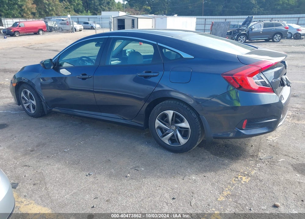 2019 HONDA CIVIC LX VIN: 19XFC2F6XKE013454