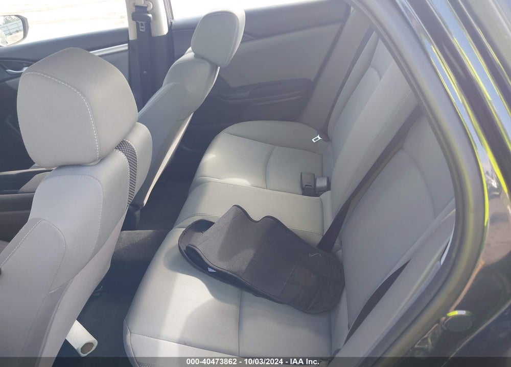 2019 HONDA CIVIC LX VIN: 19XFC2F6XKE013454