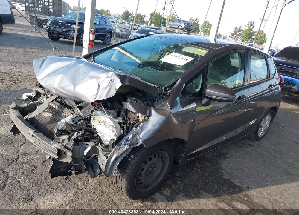 2015 HONDA FIT VIN: 3HGGK5H58FM713533