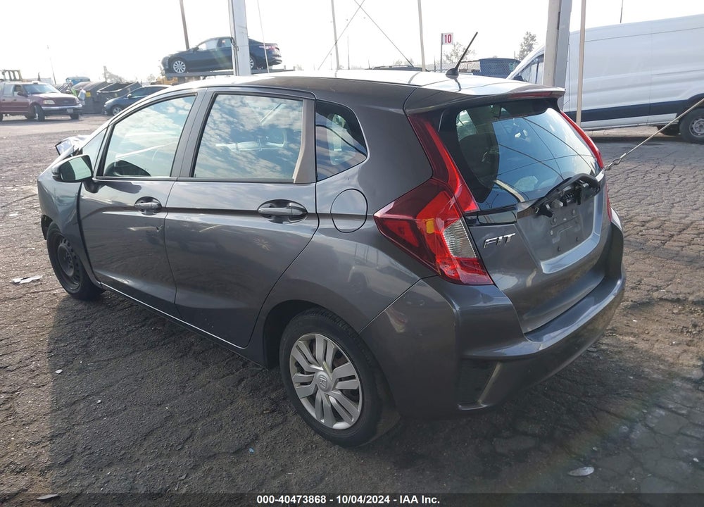 2015 HONDA FIT VIN: 3HGGK5H58FM713533