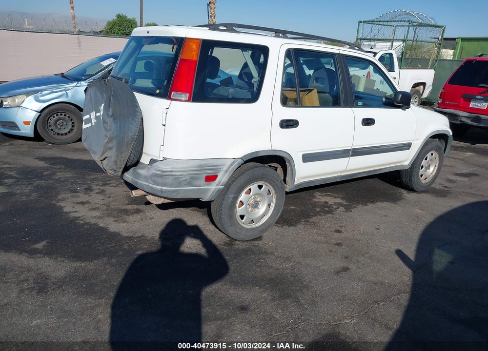2000 HONDA CR-V LX VIN: JHLRD1848YS009296