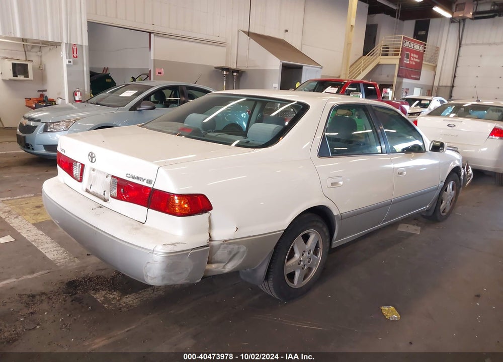 2001 TOYOTA CAMRY LE VIN: JT2BG22K910549768