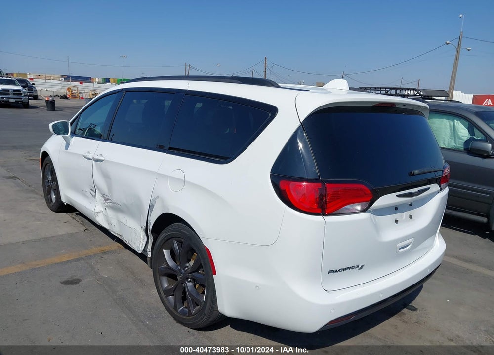 2019 CHRYSLER PACIFICA TOURING L VIN: 2C4RC1BG5KR604781