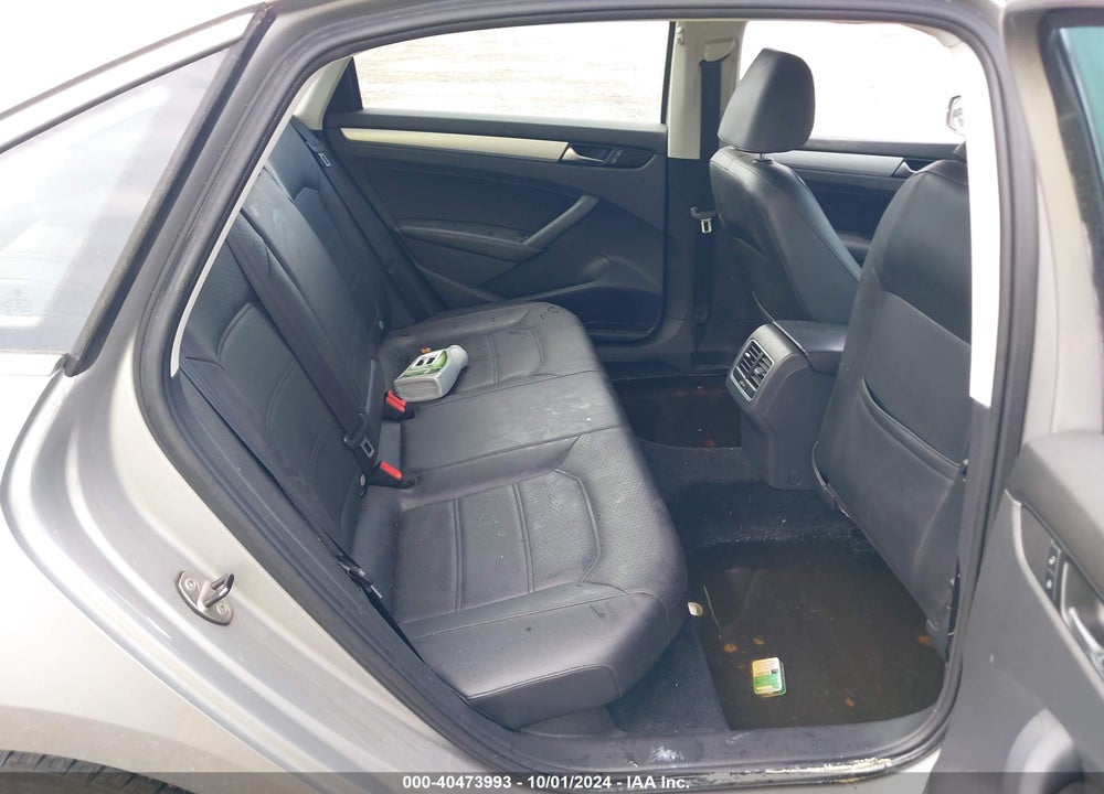 2013 VOLKSWAGEN PASSAT 2.0L TDI SE VIN: 1VWBN7A35DC125136