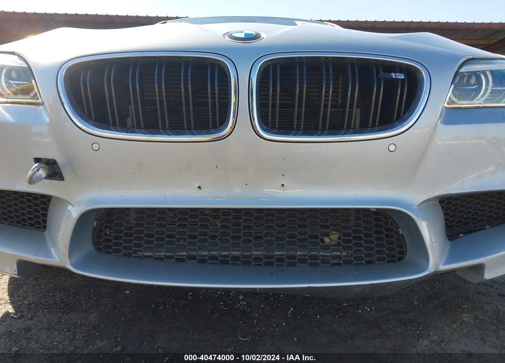 2014 BMW M5 VIN: WBSFV9C54ED593975