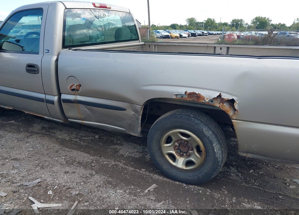 2002 GMC SIERRA 1500 SL VIN: 1GTEC14V22Z136816