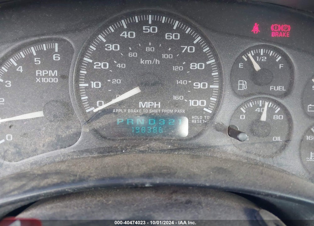 2002 GMC SIERRA 1500 SL VIN: 1GTEC14V22Z136816
