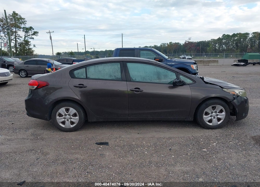 2017 KIA FORTE LX VIN: 3KPFK4A71HE013950