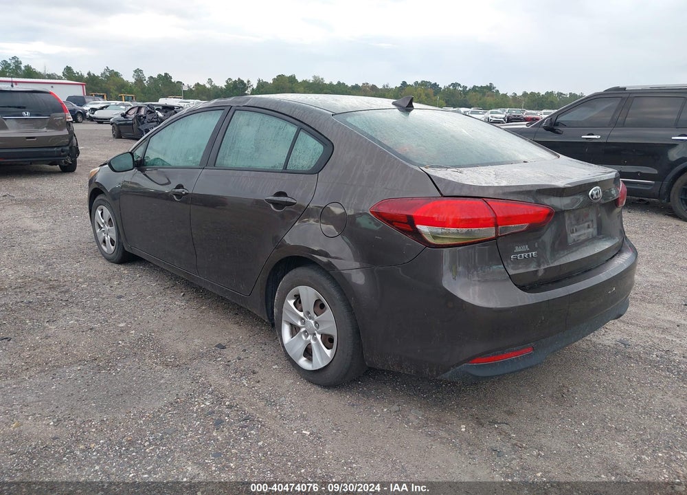 2017 KIA FORTE LX VIN: 3KPFK4A71HE013950