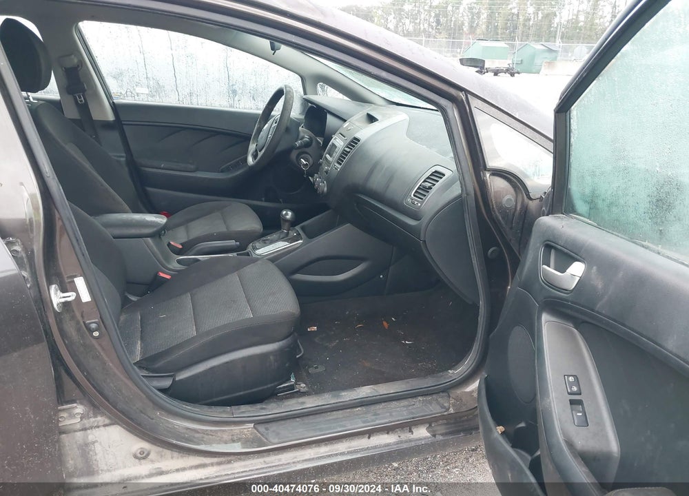 2017 KIA FORTE LX VIN: 3KPFK4A71HE013950