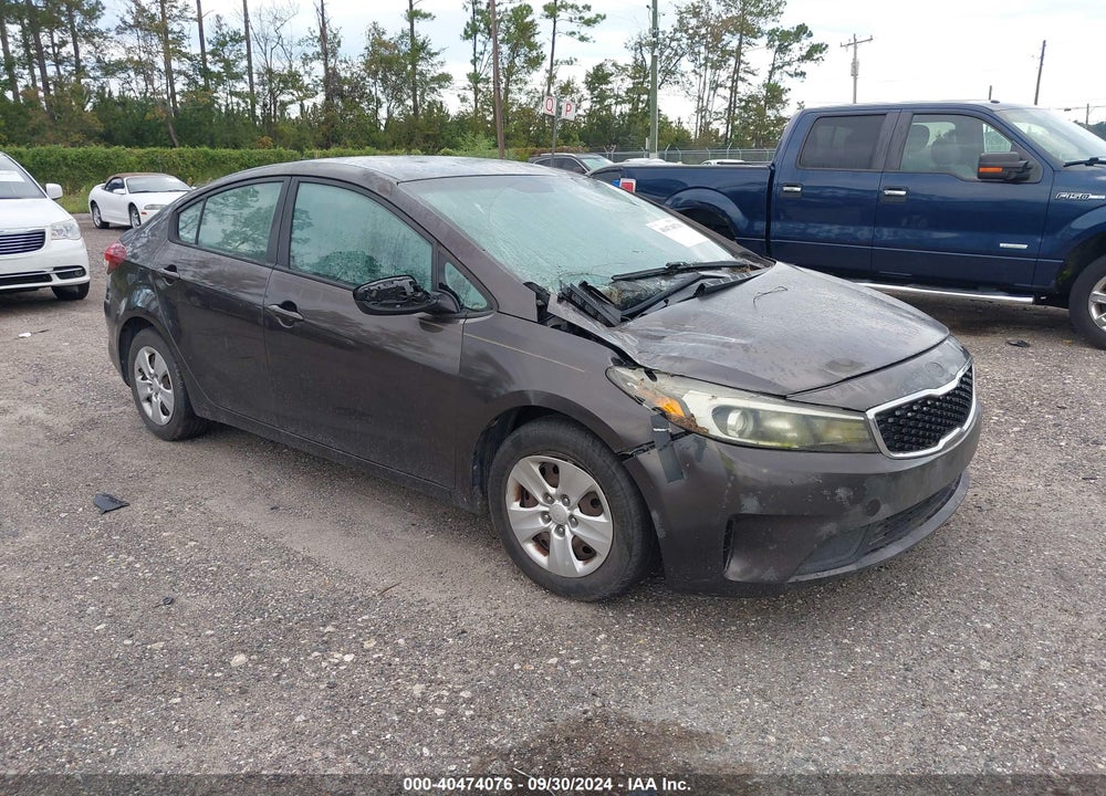 2017 KIA FORTE LX VIN: 3KPFK4A71HE013950