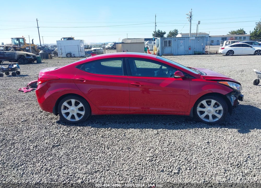 2013 HYUNDAI ELANTRA VIN: KMHDH4AE2DU941360