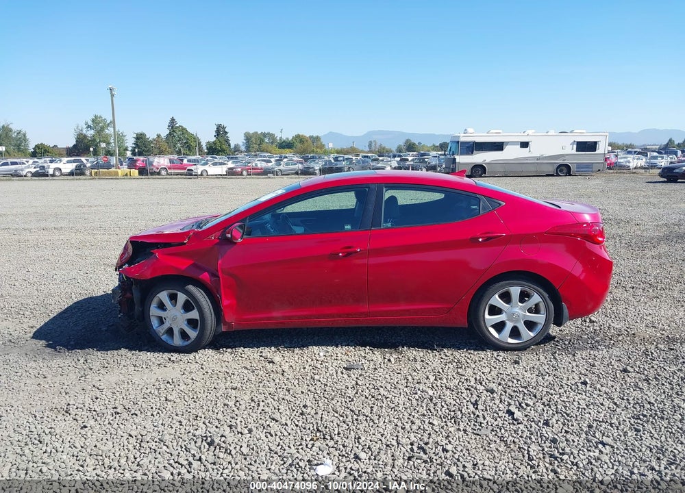 2013 HYUNDAI ELANTRA VIN: KMHDH4AE2DU941360