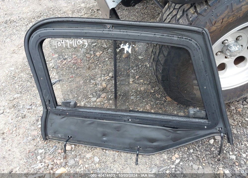 2002 JEEP WRANGLER SE VIN: 1J4FA29P42P724197