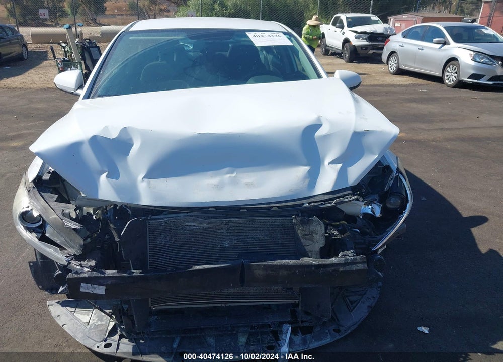 2018 HYUNDAI ELANTRA SEL VIN: 5NPD84LF3JH215653