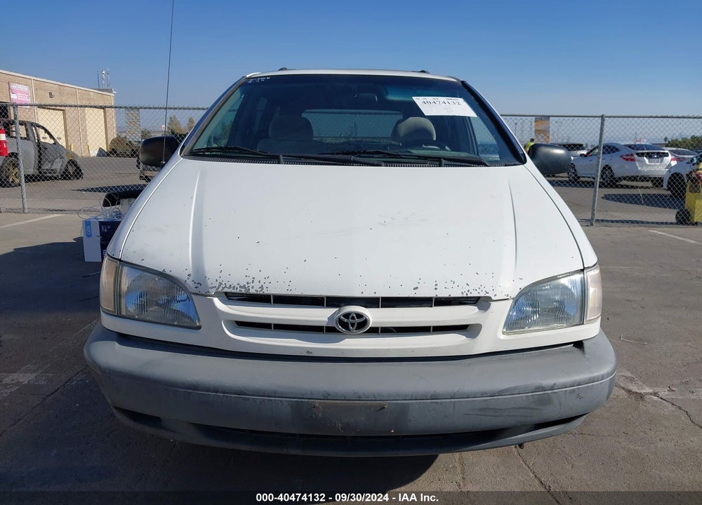 1998 TOYOTA SIENNA LE VIN: 4T3ZF13C9WU058596