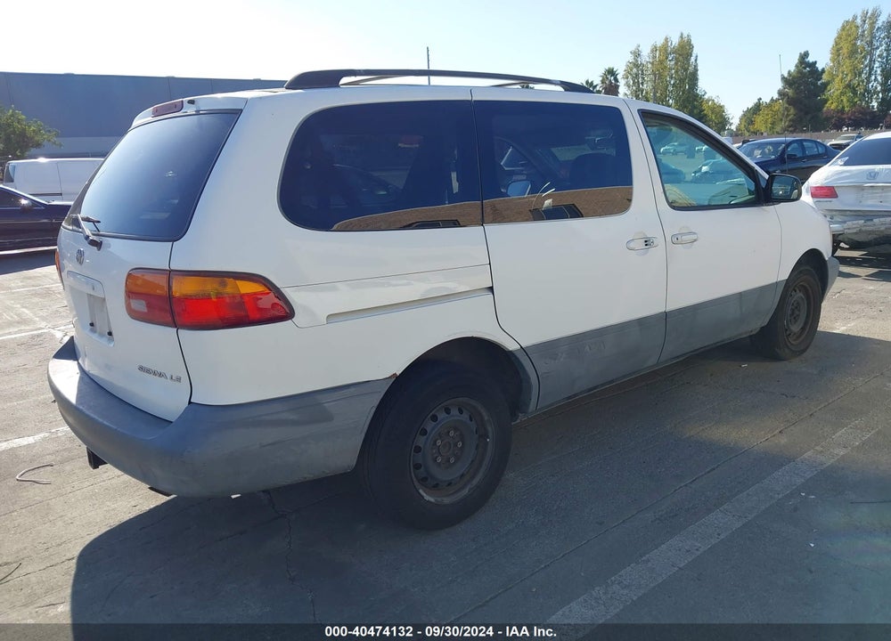 1998 TOYOTA SIENNA LE VIN: 4T3ZF13C9WU058596