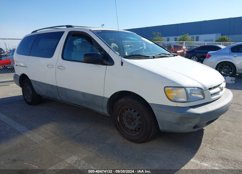 1998 TOYOTA SIENNA LE VIN: 4T3ZF13C9WU058596