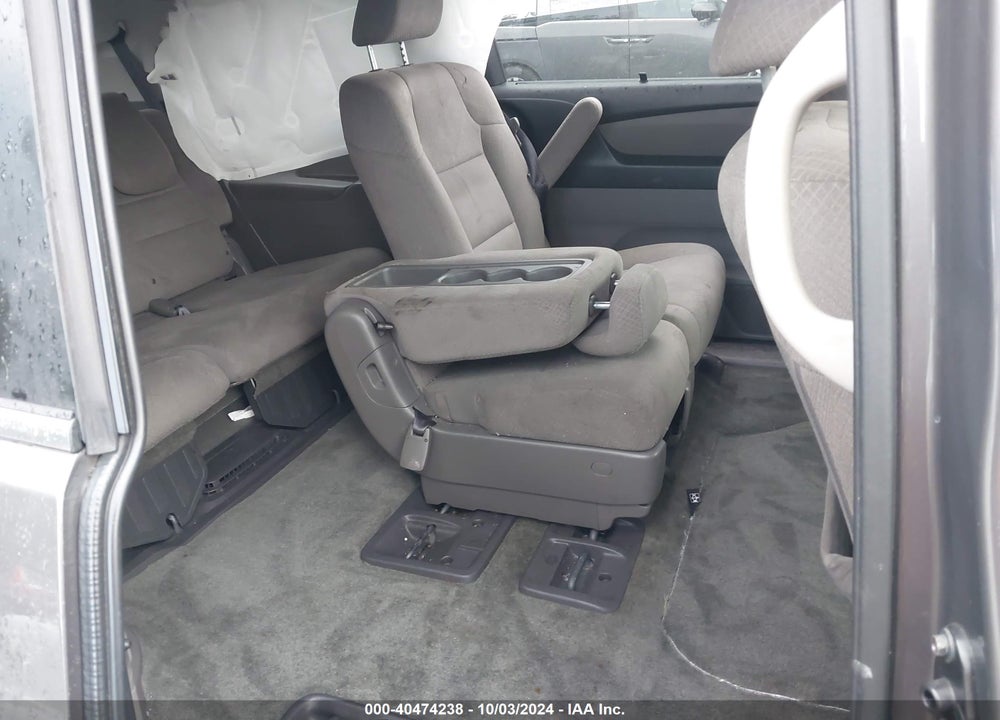 2016 HONDA ODYSSEY SE VIN: 5FNRL5H35GB120611