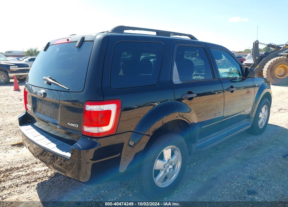 2008 FORD ESCAPE XLT VIN: 1FMCU93118KA34325