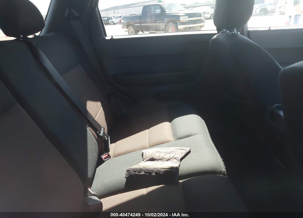 2008 FORD ESCAPE XLT VIN: 1FMCU93118KA34325