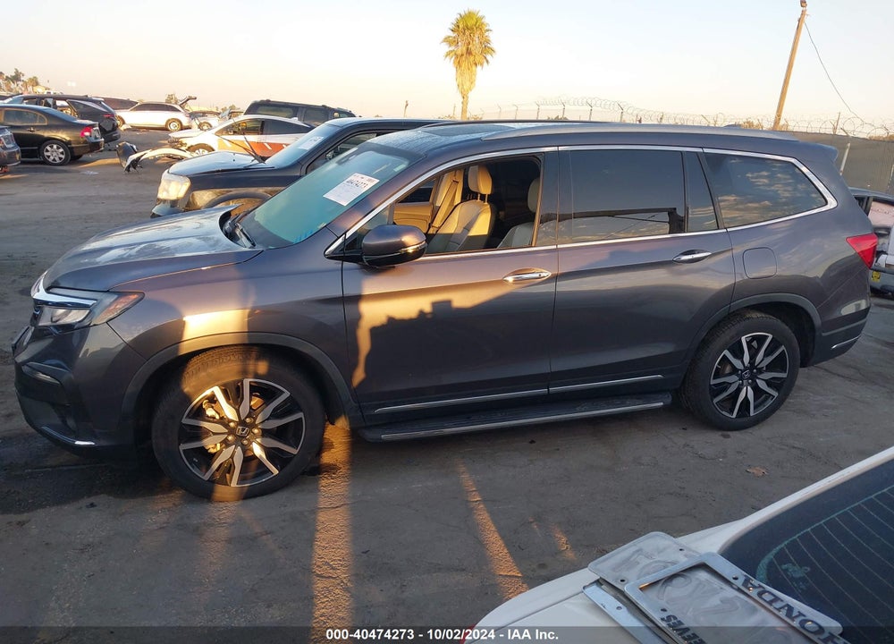 2019 HONDA PILOT TOURING VIN: 5FNYF5H63KB003731
