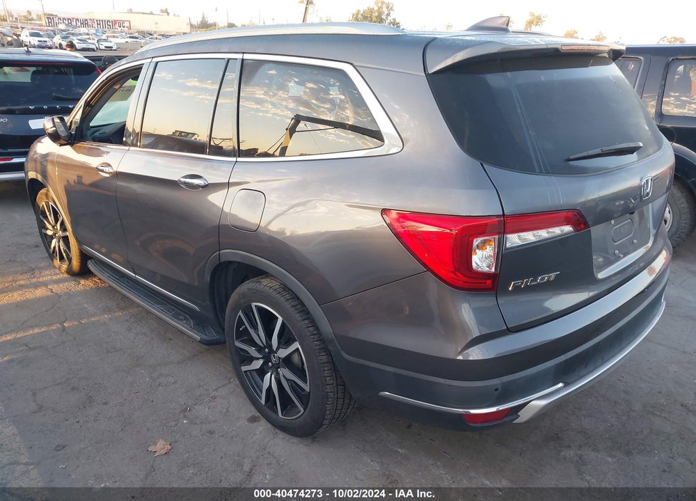 2019 HONDA PILOT TOURING VIN: 5FNYF5H63KB003731