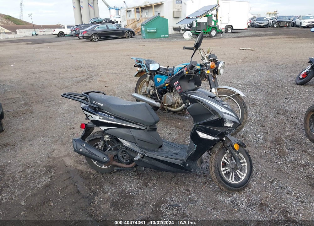 2023 ZNEN SCOOTER VIN: L5YTCKBR0P1133625