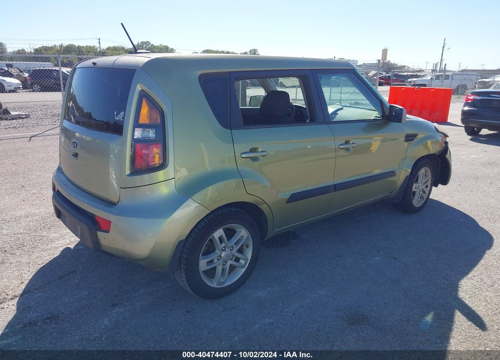 2011 KIA SOUL VIN: KNDJT2A27B7223363