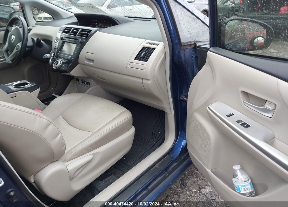 2013 TOYOTA PRIUS V FIVE VIN: JTDZN3EU2D3192435