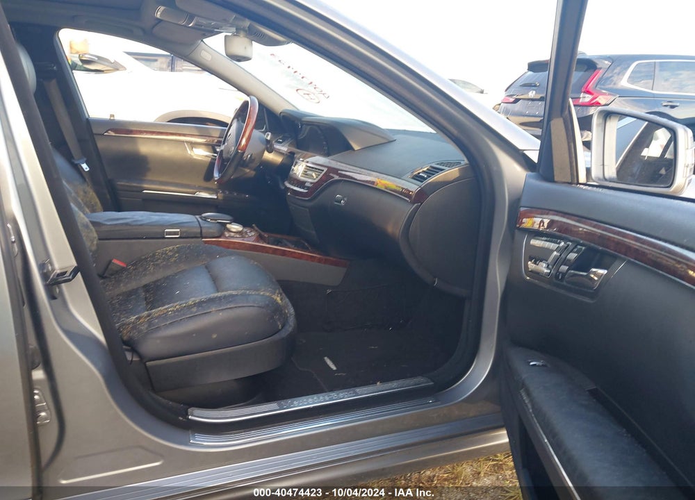 2013 MERCEDES-BENZ S 550 VIN: WDDNG7DB3DA502805