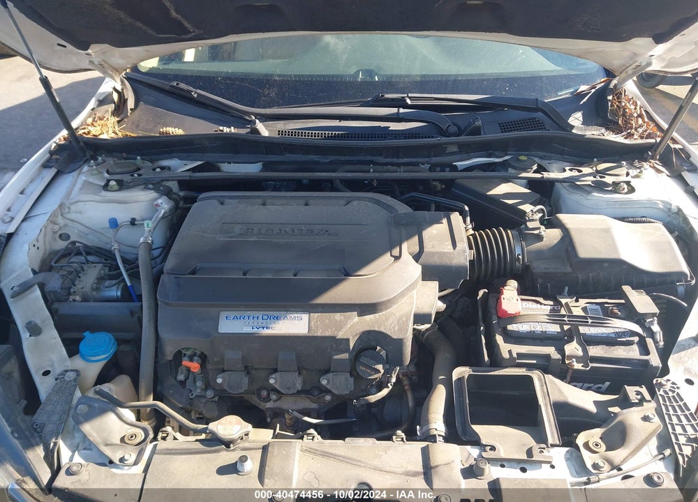 2015 HONDA ACCORD EX-L V-6 VIN: 1HGCR3F81FA014673