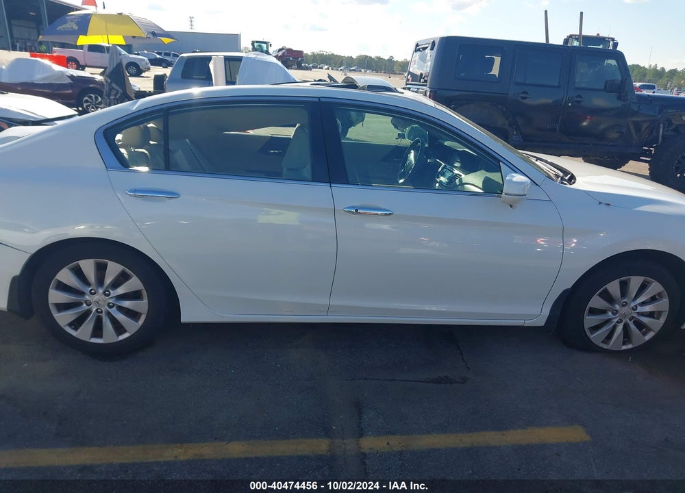 2015 HONDA ACCORD EX-L V-6 VIN: 1HGCR3F81FA014673