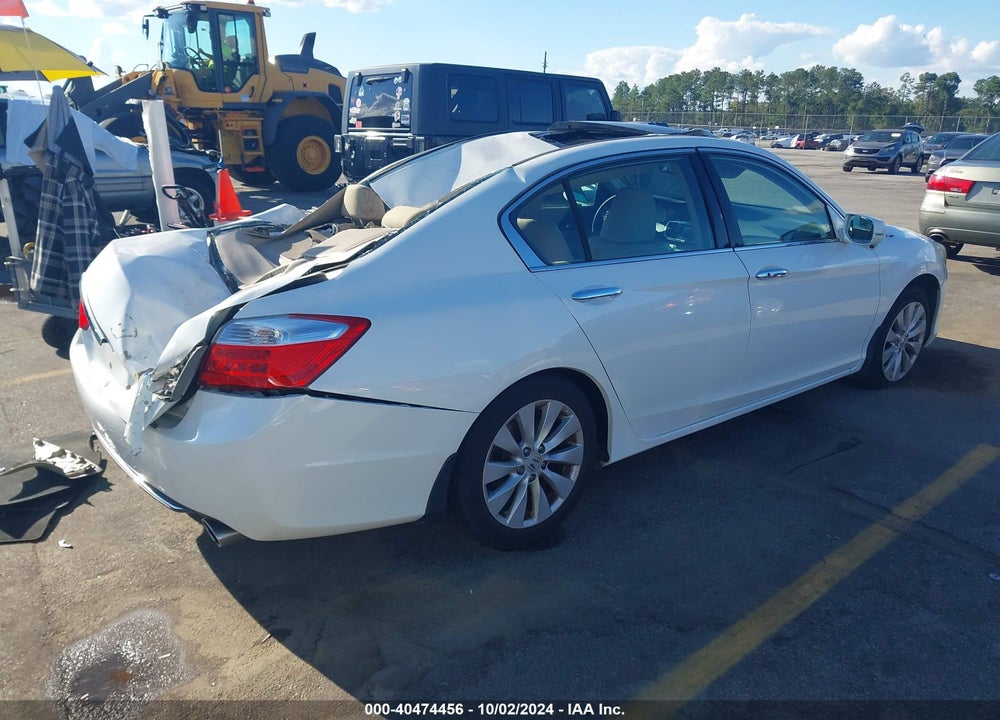 2015 HONDA ACCORD EX-L V-6 VIN: 1HGCR3F81FA014673